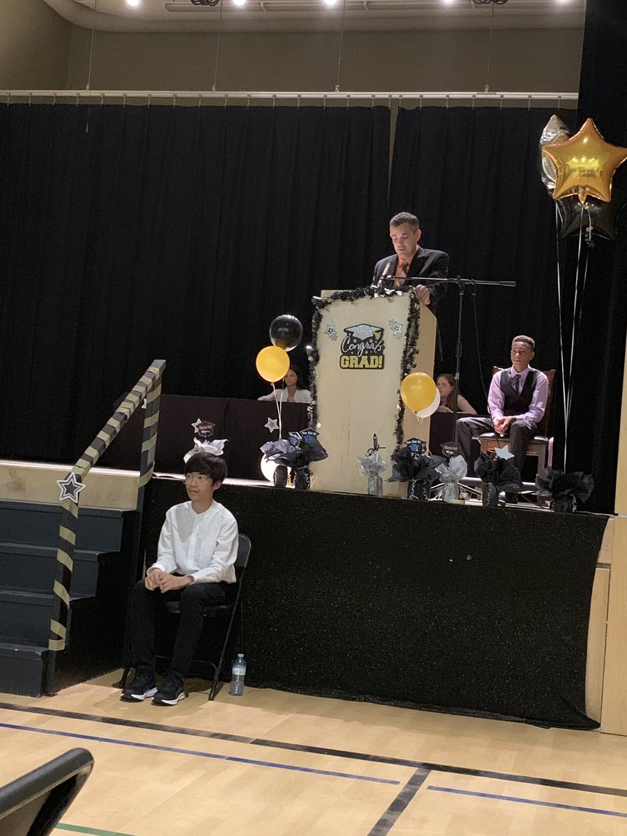 MrMidgley's tweet photo. Can’t believe how fast this school year went! So proud of the @POW_HWDSB grade 8s for graduating tonight - thank you so much to the staff and students who made the night a success! Enjoy your summer grade 8s! #hwdsb https://t.co/35bl38obmN