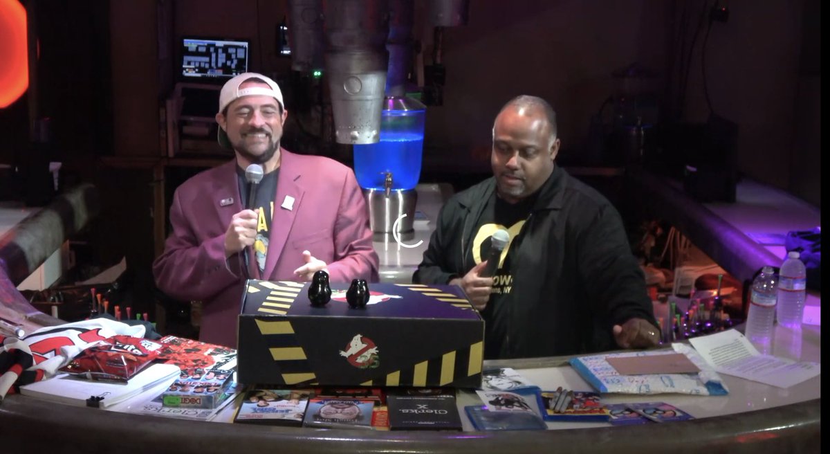 NathanHamill's tweet image. Hey! It’s @ThatKevinSmith and @marcbernardin playing with Drorgs on #fatmanbeyond #smodcast #drorg #drorgs #vinyl #vinyltoy #vinyltoys #sofubi