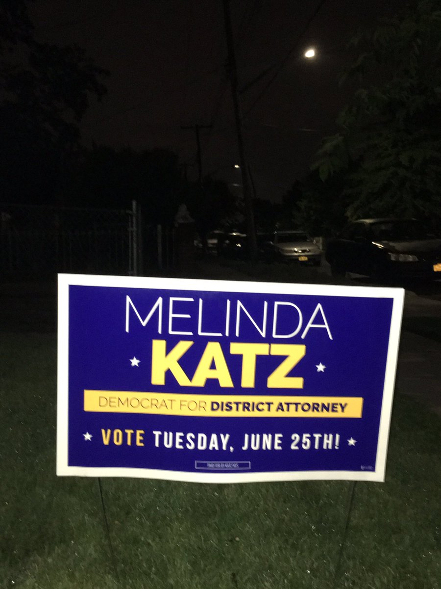 Mezikenyc's tweet photo. #GOTV ALERT!!!!  👉🏾ATTENTION #QUEENS, The #GuyRBrewer #DemocraticClub located at 197-01 Linden Boulevard, base of #SEQ operations to elect @MelindaKatz #DistrictAttorney: TUESDAY, JUNE 25th, needs volunteers! Now thru #ElectionDay stop by 1-9pm or call: 3476121887 4 more info. https://t.co/2CF5za0jwN