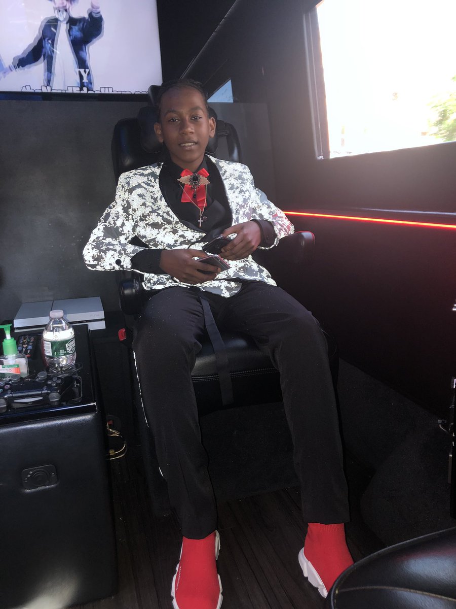 marioandlee's tweet photo. My 14 year old brother for his jhs prom.  I made him the suit which we worked on this design together and he paid for a sprinter (with his own money) to bring all his friends to prom https://t.co/tPaMYyAsoX