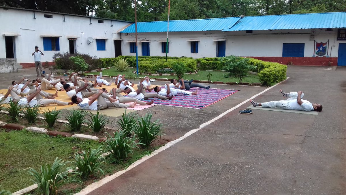 rpfpostjdb's tweet photo. International yoga day celebration https://t.co/C75dROmcEl