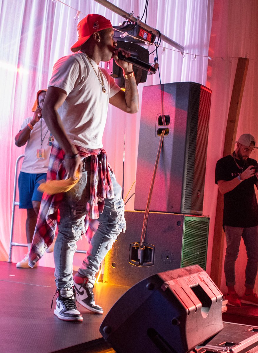 BigTimeAllStar's tweet photo. Tier Sounds 🔥@ChinaMarieMusic @ConnieDiiamond @FergieBabyGGU hit the stage at Artrepreneur Festival #tiernyc https://t.co/OUzV2nRyDr