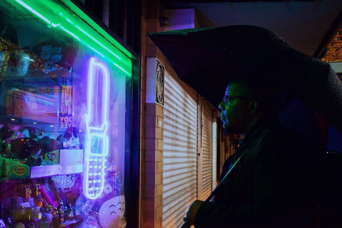 estiloygracia's tweet photo. Neon soaked 🌈
Inspired by the aesthetic of Tokyo rain ☔️
.
.
.
#tokyo #toykonights #chinatown #chicago #rain #neon #neonlights #inspo #nikon #joby #lowepro #wandrd #kuvrd #umbrella #pixelmator #photography #igerschicago
.
.
.
@NikonUSA
@Lowepro
@pixelmator https://t.co/yNcJFbaDnl