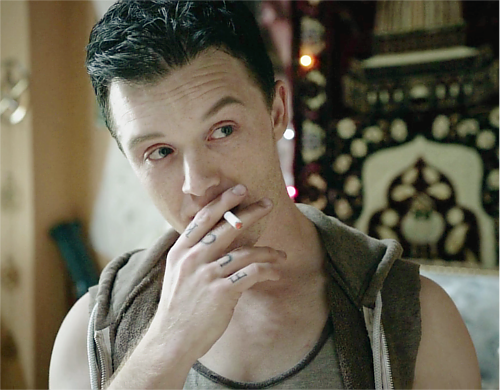 gamgeez's tweet photo. Shameless
1. Mickey Milkovich
2. Lip Gallagher
3. Mandy Milkovich
4. Sheila Jackson https://t.co/sRxUE7hpk1