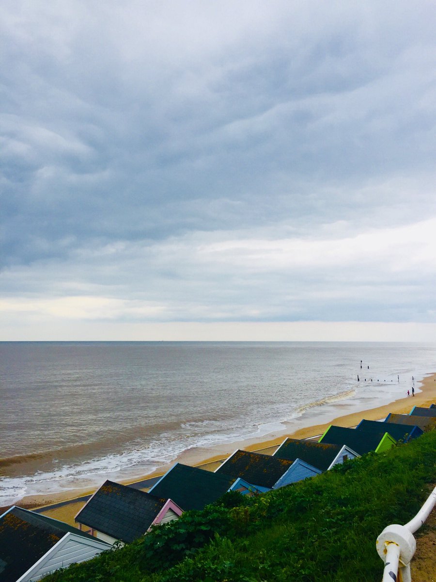 Happy #SuffolkDay! Give me those endless skies, coastal walks and @Adnams beer anytime!