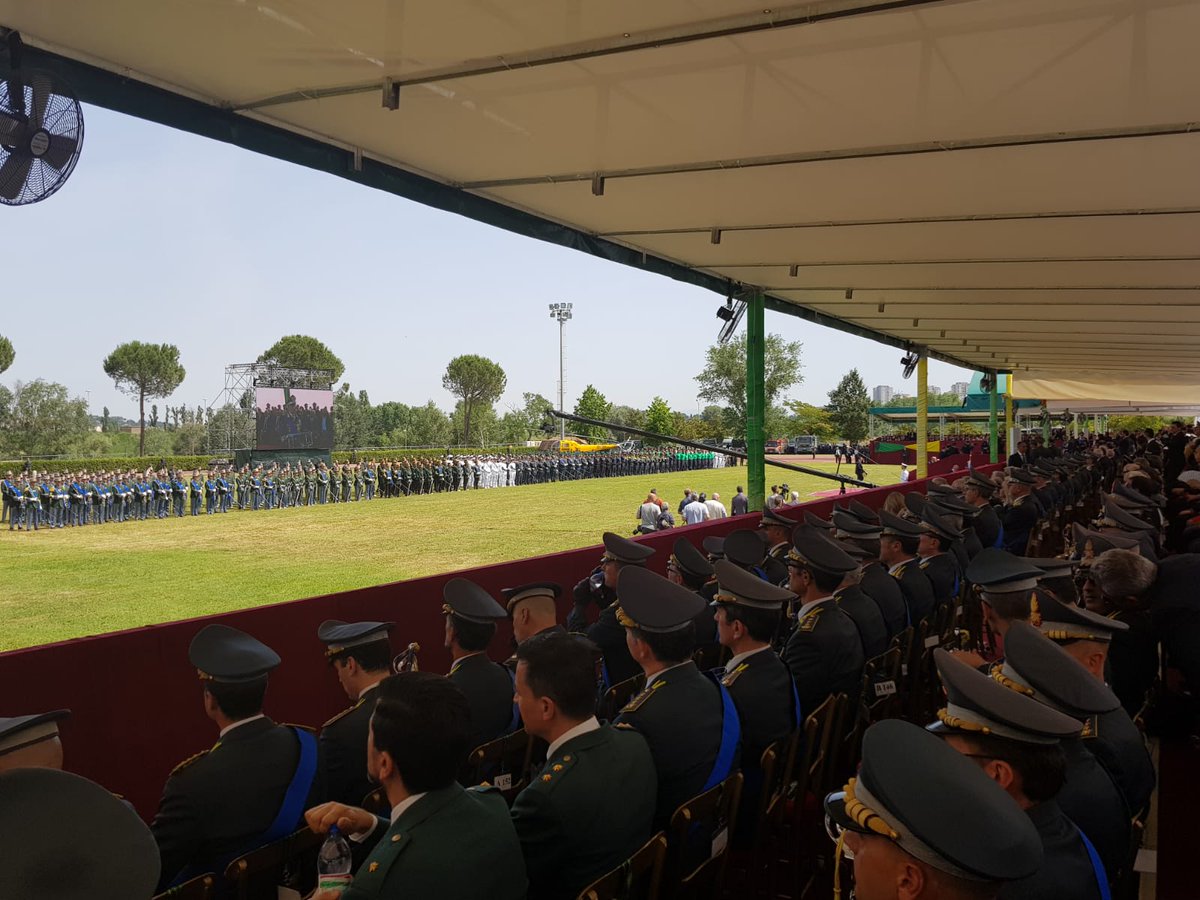Alberto Bonisoli (@bonisolialberto) on Twitter photo Oggi ho partecipato alle celebrazioni per il 245° anniversario della fondazione della <a href="/GDF/">Guardia di Finanza</a>, un Corpo fondamentale per la vigilanza sulla spesa pubblica e con il quale il @_MiBAC ha da poco firmato un protocollo per il contrasto alle frodi con i soldi stanziati dallo Stato Oggi ho partecipato alle celebrazioni per il 245° anniversario della fondazione della <a href="/GDF/">Guardia di Finanza</a>, un Corpo fondamentale per la vigilanza sulla spesa pubblica e con il quale il @_MiBAC ha da poco firmato un protocollo per il contrasto alle frodi con i soldi stanziati dallo Stato