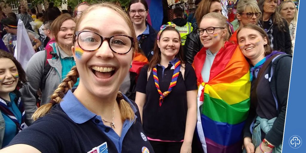 Happy #NationalSelfieDay! Here's a snap of some of our wonderful members celebrating #YorkPride earlier this month 🤳🌈 #GuideWithPride