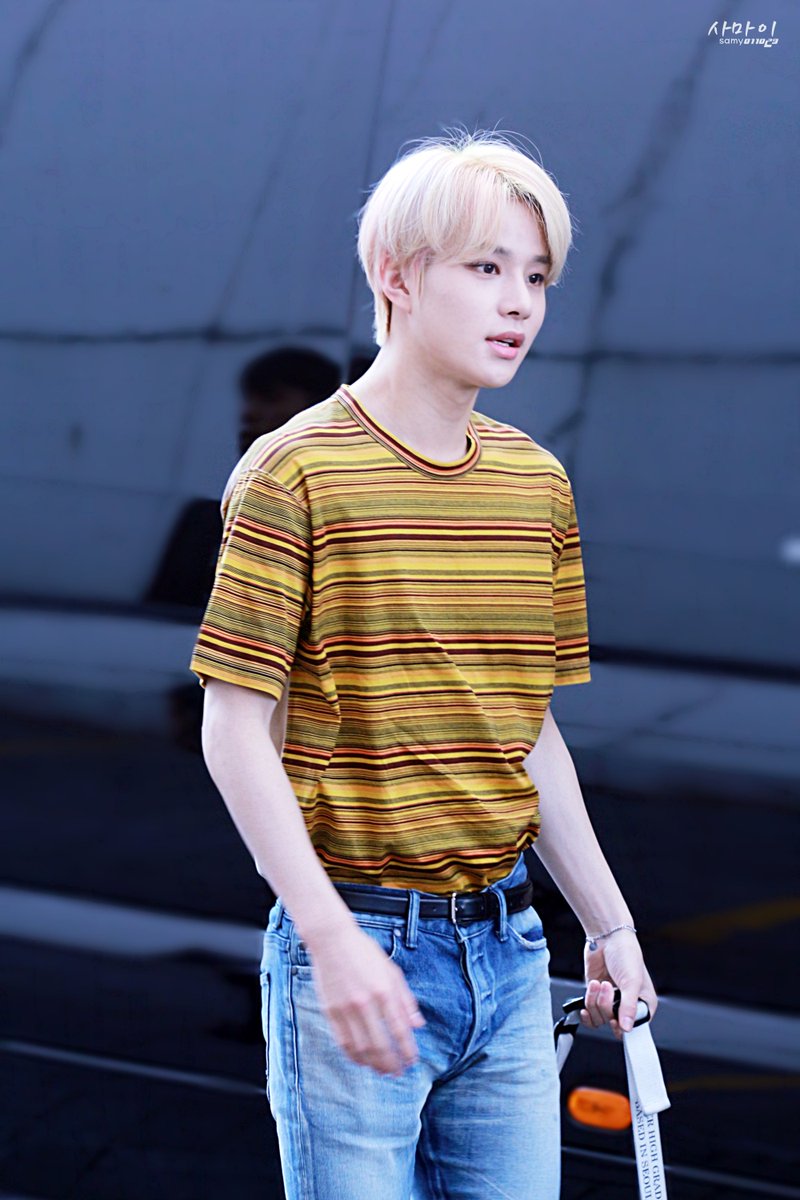 SAMY011029's tweet photo. [📷]​190620 Maleenon Tower 
#JUNGWOO #정우

#NCT #NCT127​  #NEOCITYinBKK 
#NCT127_NEOCITYinBKK #NCT127_FANSIGNinBKK https://t.co/jb8BRBwWK9