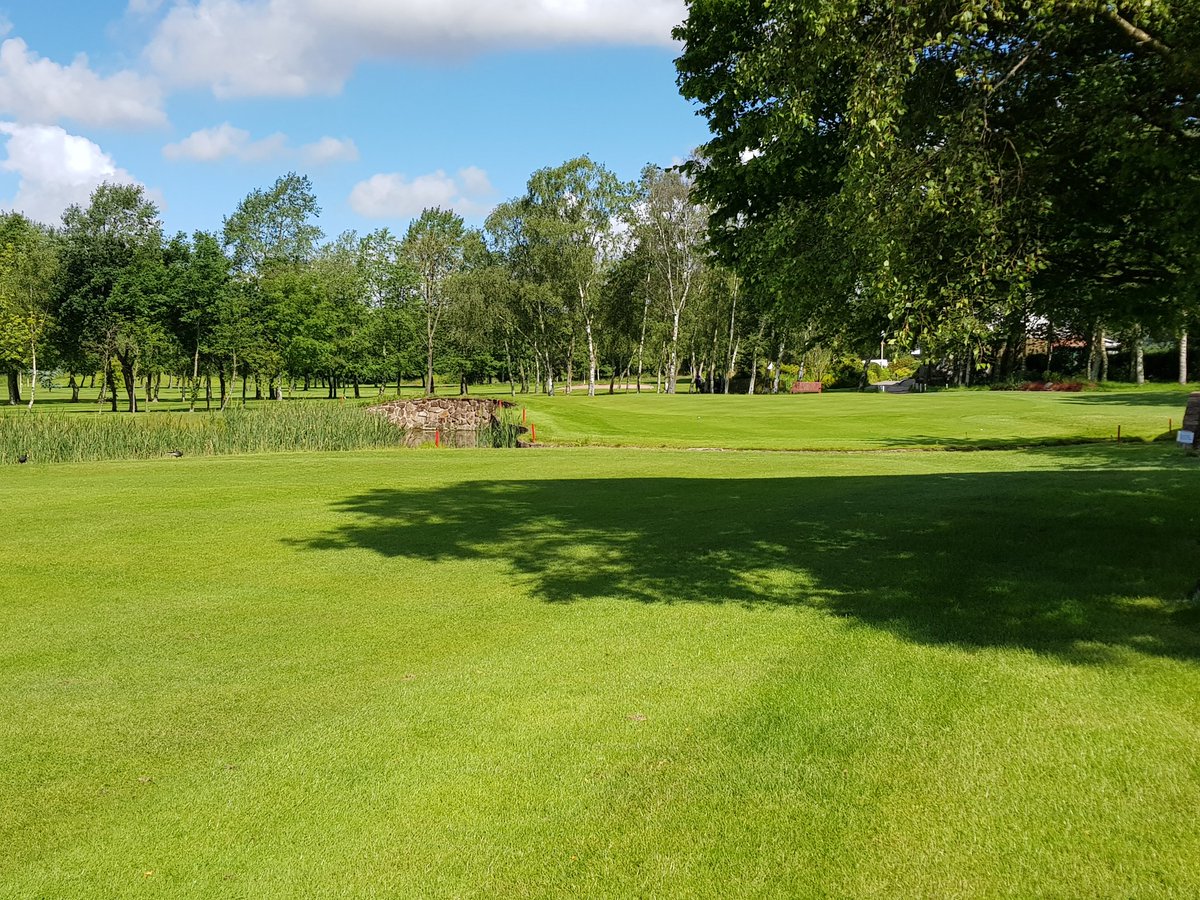 Happy #SummerSolstice day. The course is in spectacular condition. Greens are pure. If you want to make the most of this beautiful day call our starters office on 0151 487 3882 to book your tee time. #summer #golf #golfweather