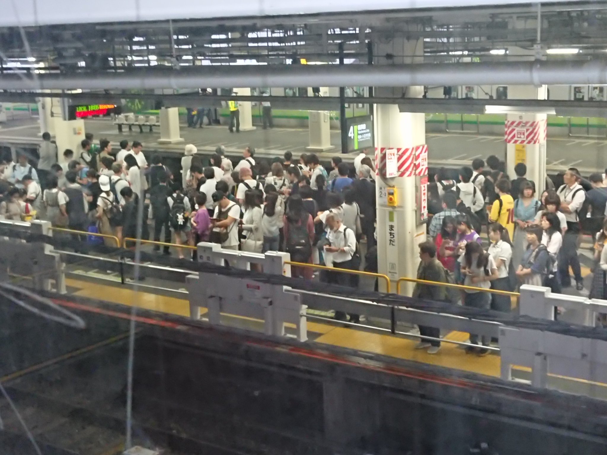 画像 横浜線の町田駅でグモとは 京浜東北線に影響が及ばないことを祈る T Co 0abqkfejve まとめダネ