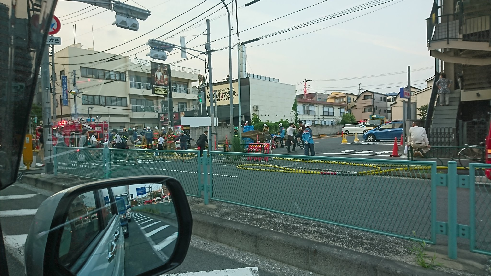 画像 環七激混み亀有 いきなりステーキ 火事だった 消防車7台も出動 T Co 13svzwtlts まとめダネ 画像 環七激混み亀有 いきなりステーキ 火事だった 消防車7台も出動 T Co 13svzwtlts まとめダネ
