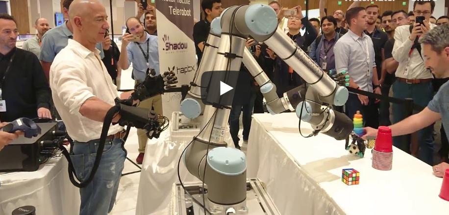 shvaikovsky's tweet photo. #Amazon CEO Jeff Bezos tried out pair of dexterous #robotic hands. He described them as “weirdly #natural” to operate. The system combines #ShadowRobot #anthropomorphic robot hands with #SynTouch #biomimetic #tactile #sensors and haptic feedback gloves
https://t.co/AROkMoFBQd https://t.co/A3GVHogzM9