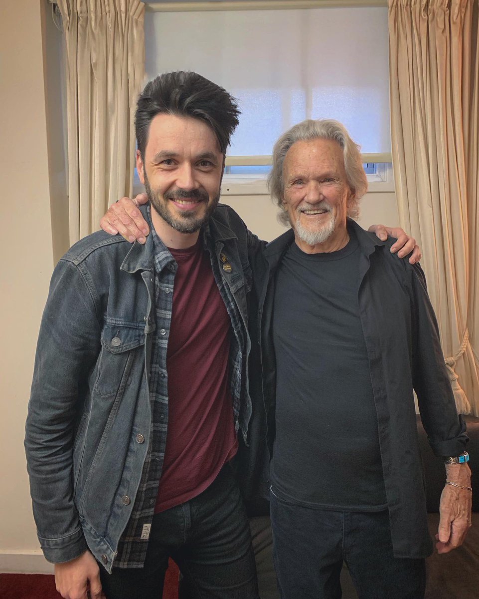 Happy to report the big man was on top form. Kris doing well too #kristofferson #lovehimforever