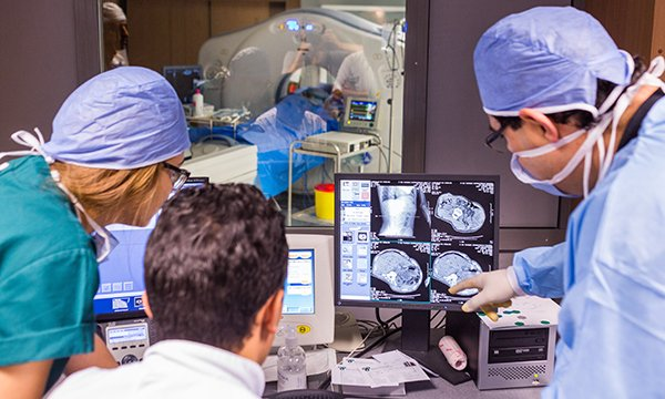 москва лечат рак. хирургическая операция на печень. центр онкологии и трансплантологии им. москва лечат рак. лечение онкологии в москве.