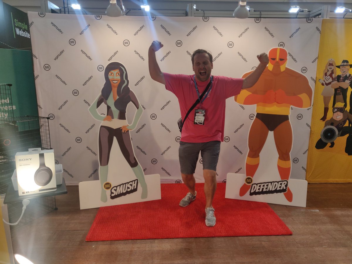 cryptoporl's tweet photo. 2 Superheroes and some fella screaming at the wpmudev booth. I use Smush quite a lot for image optimization actually. #MakeMeSuper #WCEU #WCEU2019 https://t.co/JSdQkV74Fd