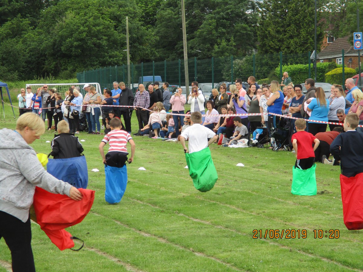 Kinson_Academy's tweet photo. It's Sports Day @Kinson_Academy Lots of effort and fun trying to earn house points. Great support from our parents and our friends from @LeAF_Studio and @Oak_Academy who are supporting our Enrichment @Ambitions_AT #RoadToTokyo #lovesport #kinsonkidz #getactive #exercise #sport https://t.co/H6jWqf8lwP