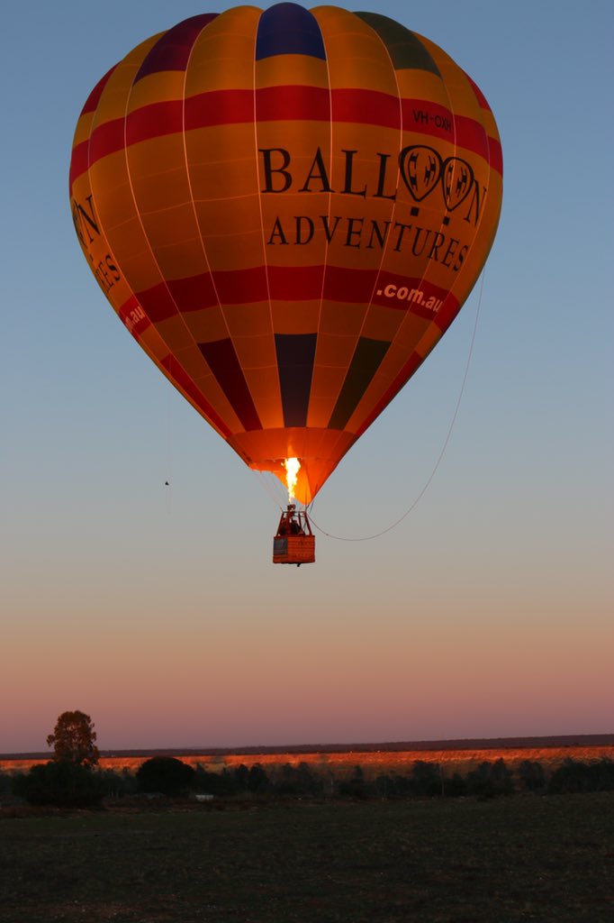 Bubbles and balloons Spoiled Mistress, happy birthday to Me #hotairballoonride #MistressGabrielle 
@mistressellen @msservalan @fetish_house @DominatrixV_Oz @MsJadis @GoddessPhoenix1 @Cybill_Troy @SanctuaryLAX @AlexVicia @BitchPuddin30