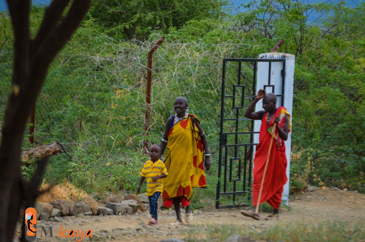 Brianmakori1's tweet photo. 'we walk in solidarity'
#themaacommunity
#maasaiuntamed
#Graceuntamed
#photography
#photographer
#makaya
#makayamedicalcamp
#nikonphotography
#nikonlovers
#nikonusers
#igphotography
#like4like
#nikond5100 https://t.co/ARN45FhbQU