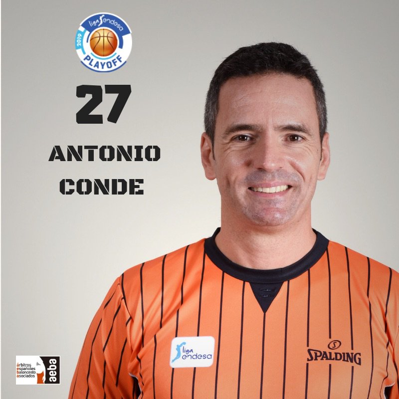 ArbitrosAEBA's tweet photo. 🏀 @FCBbasket 🆚 @RMBaloncesto
📆 21/06/2019
🕰 21:00h. 
👉 #27 - #31 - #54
#ArbitrosAEBA #Partido4 #Basketball #Refereelife #PlayOffLigaEndesa #Final https://t.co/ko2ZrYSXnU