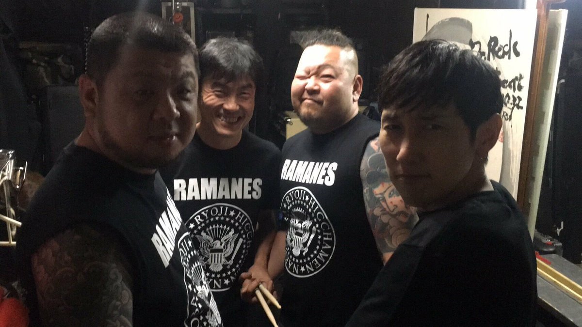 666naka666's tweet photo. 明日!
カバーナイト新栄ソウルキッチン
#RAMANES
#ラマーンズ
#カバーナイト
#新栄ソウルキッチン
#JUNSKYWALKERS
#小林雅之
#SKAPUNKZOMBIES
#POTSHOT
#リョウジ
#アニマルズ
#小島
#ヒッチャメン
#IB89
#ナカニシット https://t.co/AkwjcJeEhs