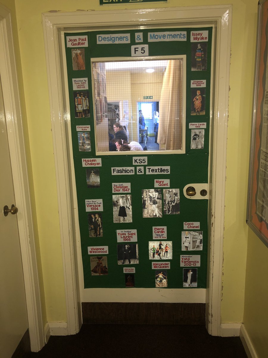 SandHighTex's tweet photo. Another amazing Textiles door cover! #designers #designmovements #a-level @SandhighDT @SandbachHigh https://t.co/vfBbhmDzF4