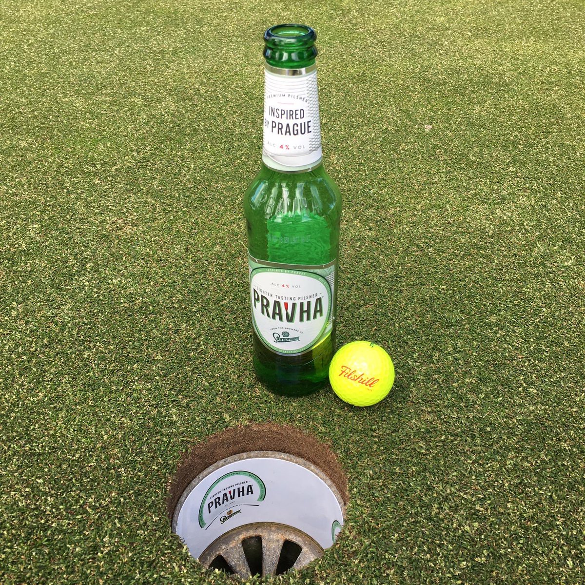 JWFilshill's tweet photo. Thank you to all the Suppliers that joins us @archerfieldgolf and of course our awesome sponsors too @MolsonCoors @Hublot @KyronKeogh #ROX #Prahva #Rekordelig #Golf https://t.co/dBOAbZVxO6