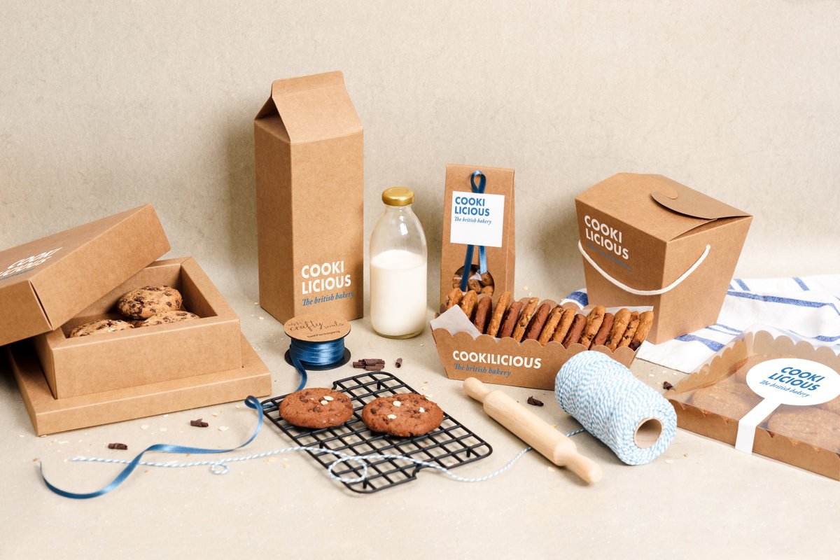 SelfPackagingFr's tweet photo. 🍪 C’est vendredi et nous avons voulu y ajouter une sweet touch en faisant des cookies. Pour qu’ils soient encore plus beaux, nous les avons conservés dans nos boîtes. Laquelle vous plaît le plus ?  🍪 https://t.co/BxCccChwcU
