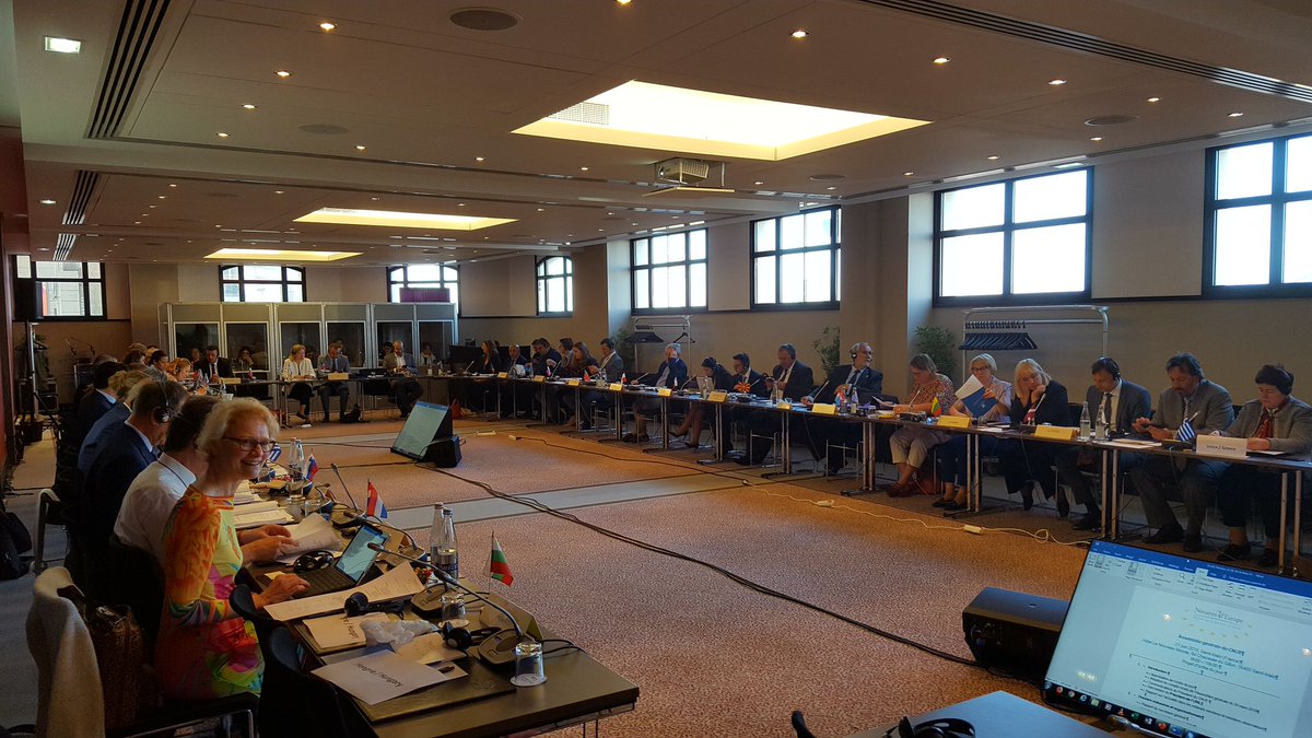 #CNUE  general assembly today in St-Malo. Discussions on electronic authentic instrument, fight against money laundering, data protection and our working priorities following the EU elections