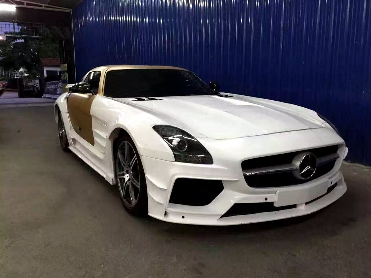 Csscar5's tweet photo. SlS series PD style body kit. Send all over the world. Welcome to inquire WhatsApp:008613885089165   #mercedessls #sls #slspriordesign https://t.co/JLwu4BpLof