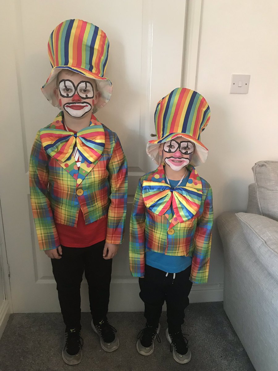 Dress up funny day at school for charity for the boys, they wanted to go as clowns @KearsleyStJohns