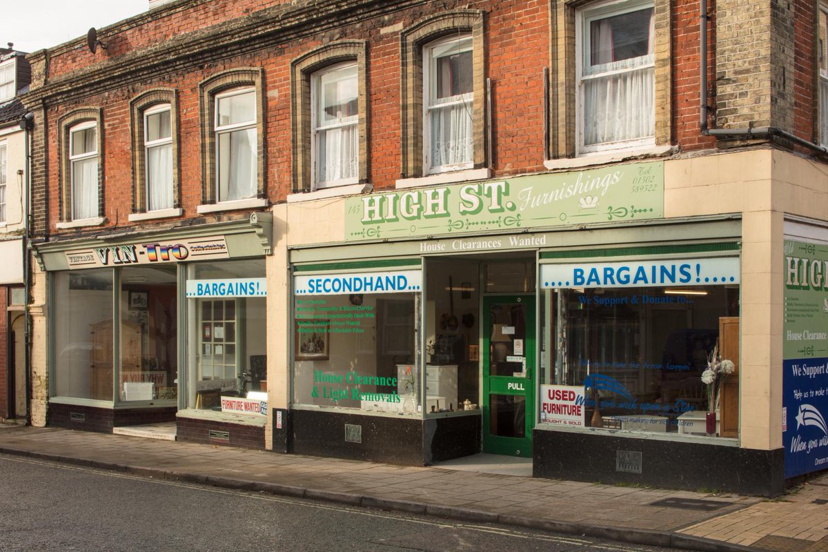 North Lowestoft was originally the main medieval settlement, which grew around a thriving North Lowestoft was originally the main medieval settlement, which grew around a thriving