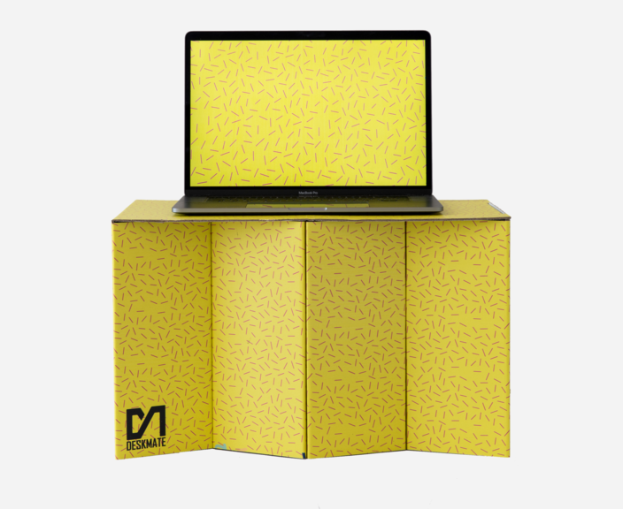 whatsgoodtodo1's tweet photo. #AD #REVIEW Are you at the office now and tired of sitting at your desk? Read our review of the #Deskmate #Minimate Laptop #StandingDesk. We love it, and it foldaway and portable too! https://t.co/Jdc6gi6b5O  #HomeOffice https://t.co/9x7GuaFxaK