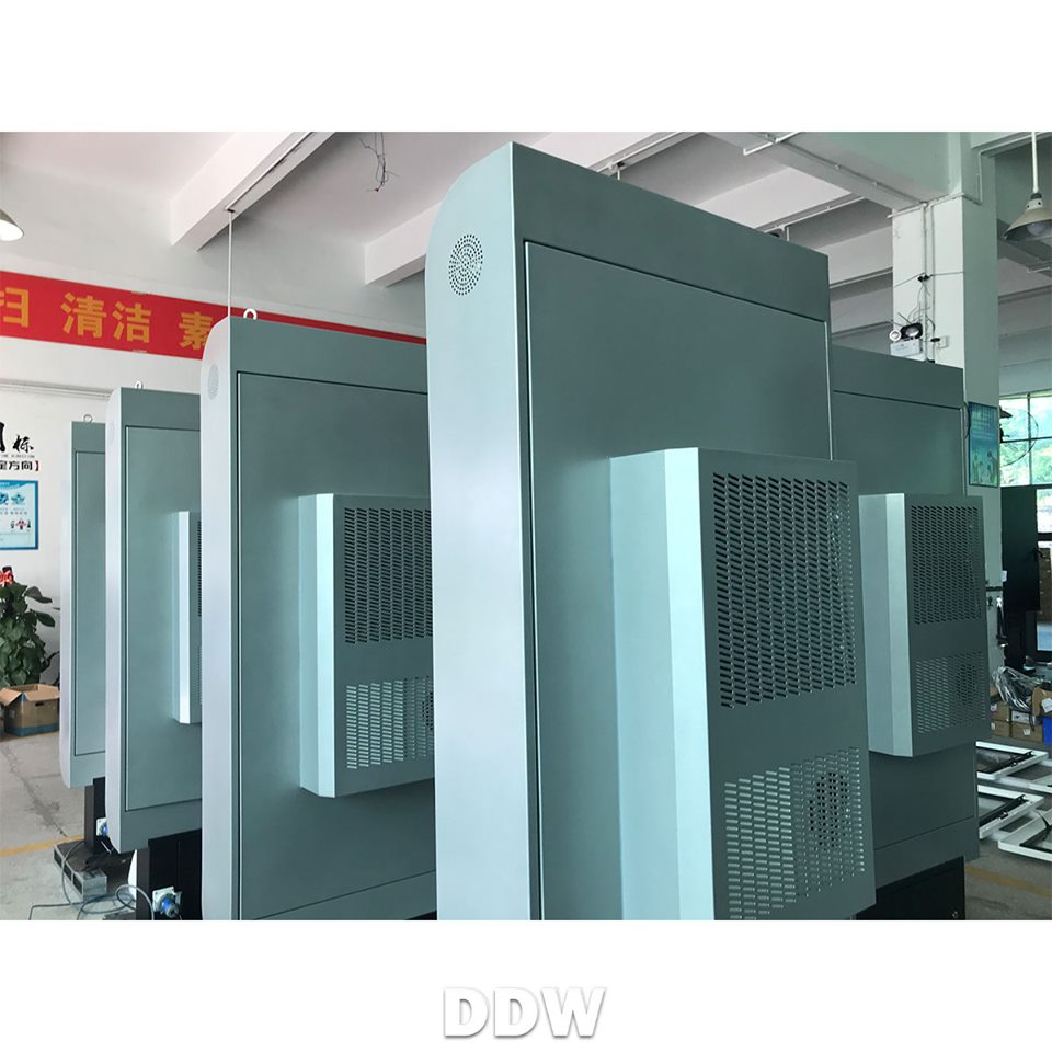 DdwPony's tweet image. DDW newest issue IP65 pure outdoor totem
Size option:43''49''55''65'' 
Feel free to contact with us if any interested in
👉Whatsapp/Wechat:+8619926416710
👉E:pony@ddw.net Skype:pony_343
👉Click:ddw.net
#DDWdisplay #digitaldisplay #outdoortotem #lcddisplay
#signage