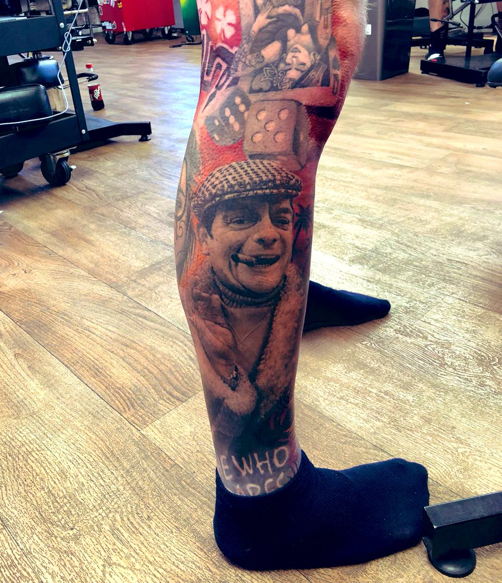 Fly Davis tweet media