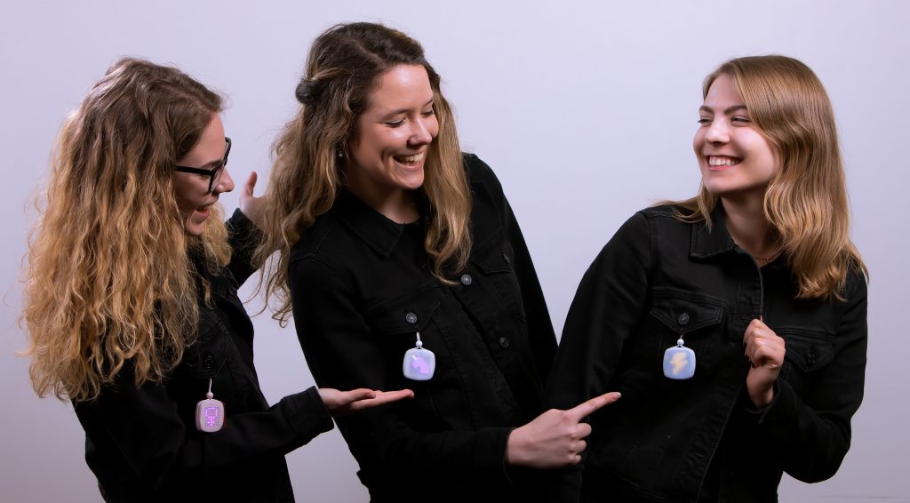 GlobalShakers_'s tweet image. ‘Be Driven By The Problem, Not Your Solution,’ @imagilabs_ co-founders @dorapalfi and @alexaedstrom spoke to @GlobalShakers_ about making a more #inclusive tech industry and encouraging women to start their own businesses. #womeninbusiness #girlscode globalshakers.com/be-driven-by-t…