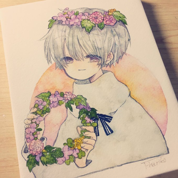 「holding wreath」 illustration images(Latest)