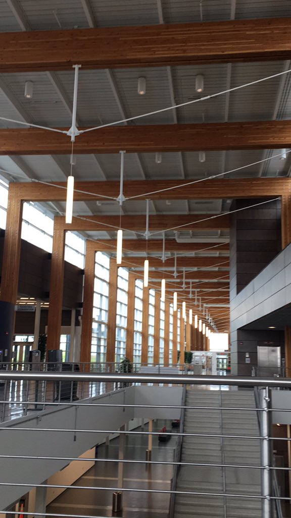 ComOptSarah's tweet image. Rainy mornings at the Rough Rider Center aren’t so bad. #WatfordCityND