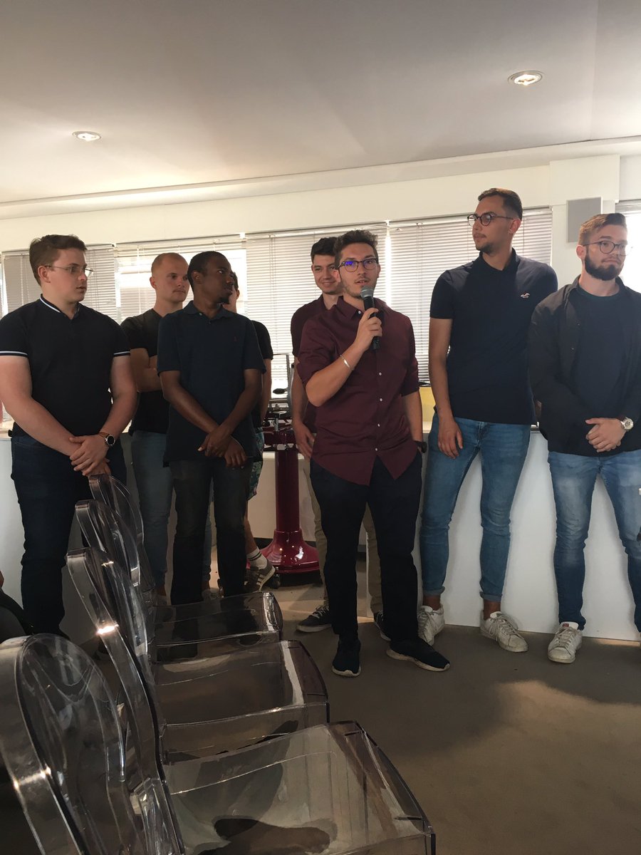 ferrandp's tweet photo. Présentation des projets #CNES Éducation à l’occasion de la signature de l’accord avec le ministère de l’éducation nationale - #LeBourget2019 https://t.co/xeCeFnH4pc