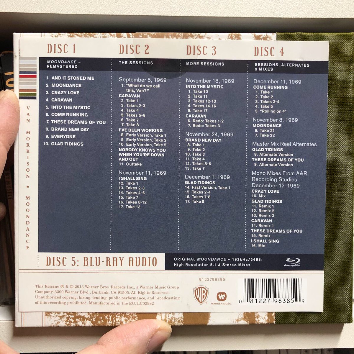 祝開店大放出セール開催中 Moondance: Deluxe Edition 4CD+Blu-ray