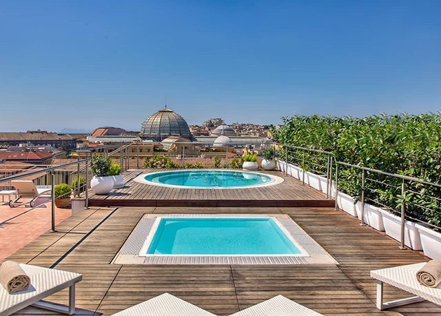 Renaissance Naples tweet media