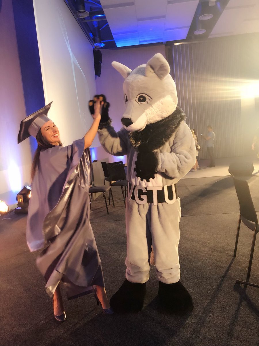 medineckiene's tweet photo. Today is a big day for our #Faculty ! #proudofourstudents #vgtu #businessmanagement https://t.co/gT5yhtx2Nv