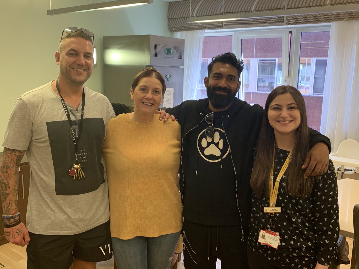 danieldaviesRPL's tweet image. Honoured to be asked to help paint the kids ward at the fantastic @RMHCUK unit at Arrow Park Hospital @NHSuk  - 7 top street artists, working free and Rockpoint Leisure will suppy all paint and logistics. The NHS staff are the real unsung heroes 🙏🏻