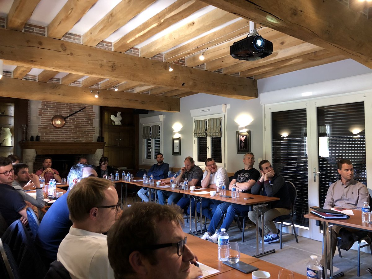 FFBNormandie's tweet image. Rencontre régionale des groupes jeunes FFB : construire son identité numérique. #FFBEure #FFBOrne #FFBManche #FFBRouen #FFBLehavre Merci à Bati’sphere @MathieuWanner 👍