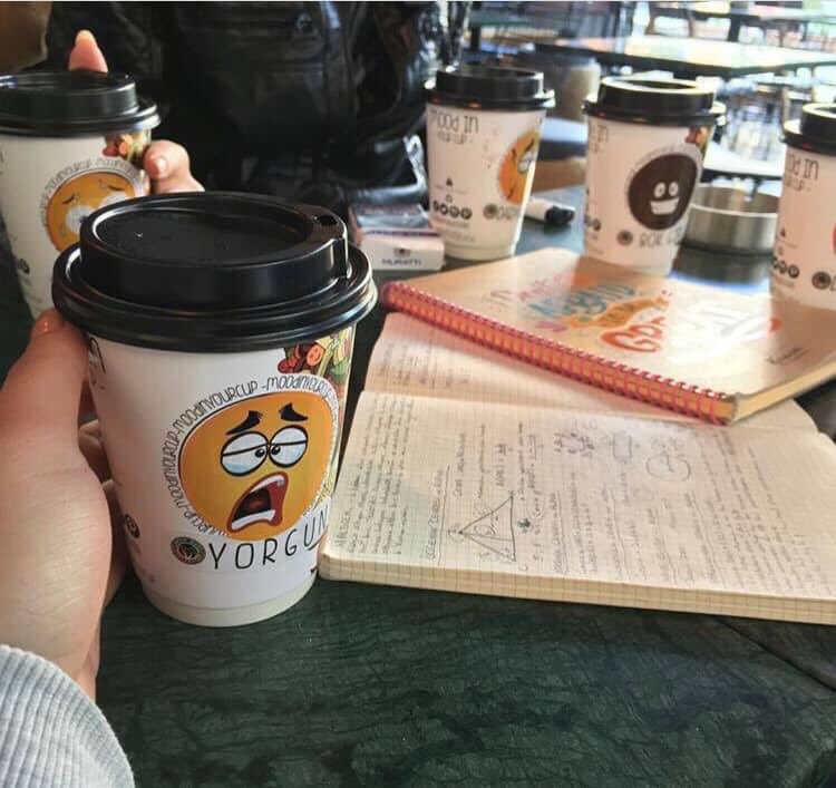 Finallerden yorgun düşenler burda mı 🤗 Hemen bi finalzede arkadaşını etiketle moodunu yükseltelim 😍