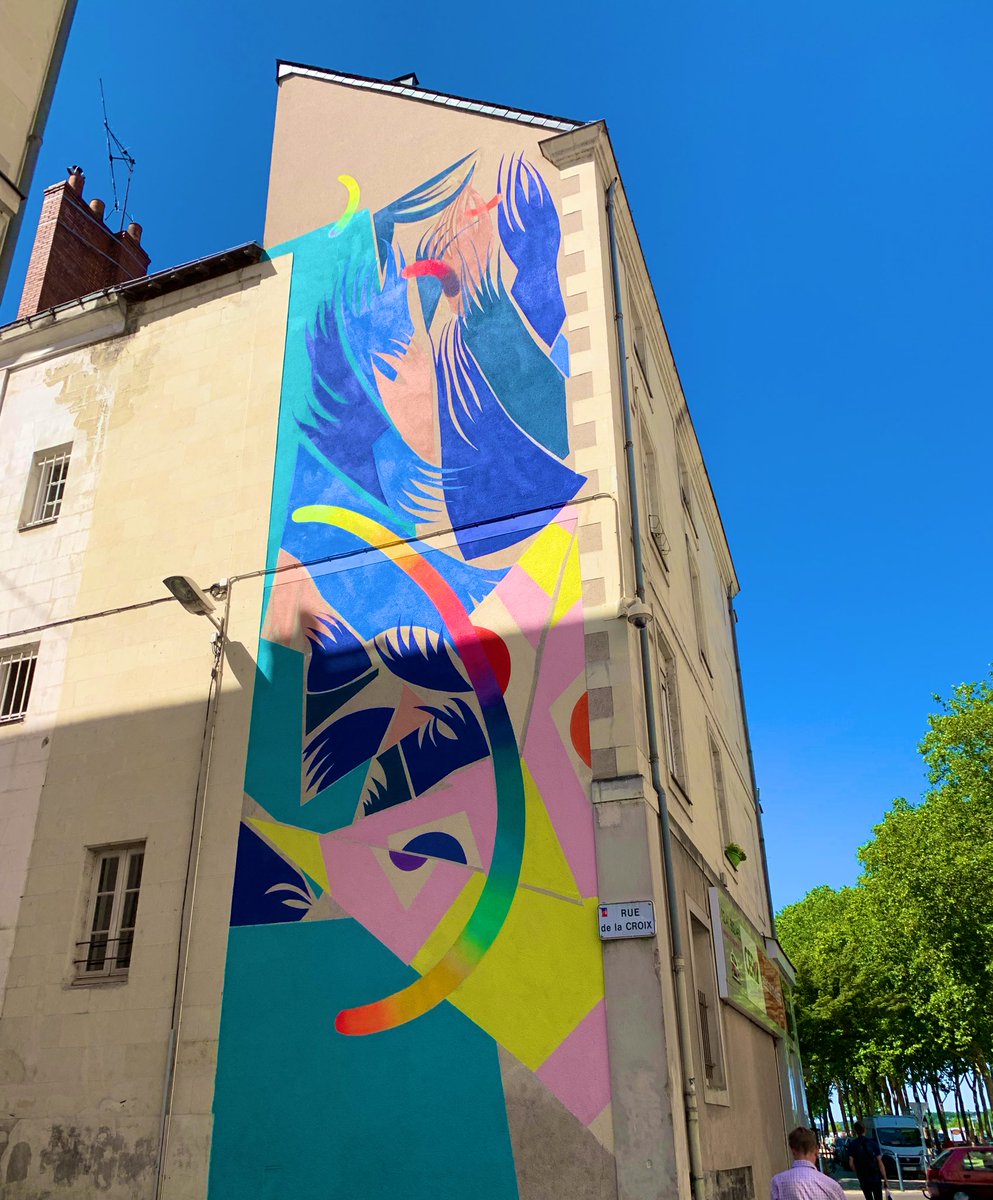 isabeausmn's tweet photo. C’est l’#été à #Angers 🌴🌈 #echappeesdart 🎨 #CultureAngers https://t.co/8k8lne2nAQ