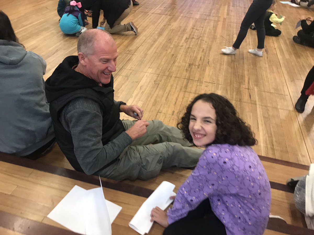 shelley_diamond's tweet photo. Dads paper planes and pizza night was a huge success!!!! Lots of fun and very competitive @SaroMalla @Ashwil__ https://t.co/nfAswm1WML