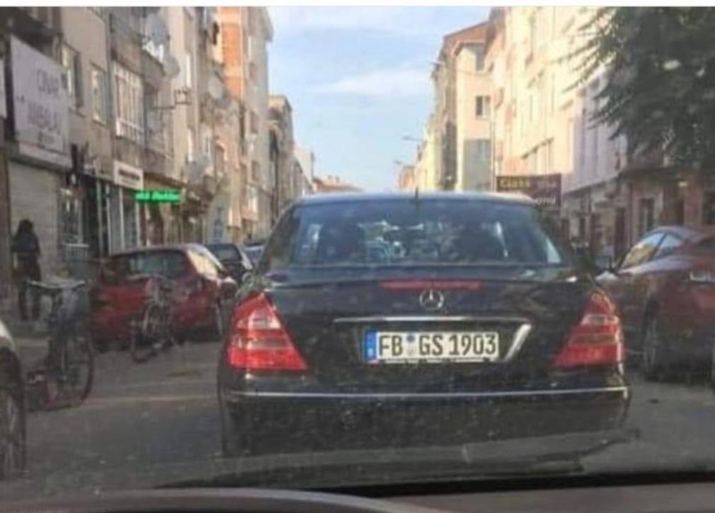 Burak Yılmaz’ın arabası;