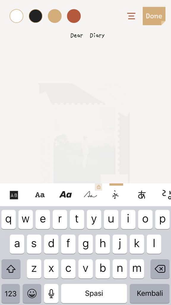 gradingvisual's tweet photo. Ketiga:
Nah ini yang terakhir, “FONT”. Percaya apa engga, jenis karakter font itu tiap orang punya ciri khas masing-masing. Termasuk Gravi nih, sukanya ala-ala “Chinese” gitu deh haha, jadi seolah “handwritten” gituu https://t.co/qM0ZOW5pjR