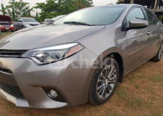 Cheki_Auto's tweet image. 2016 Grey Automatic Toyota Corolla
Abuja 
13846km - 2016 - Petrol - Automatic
₦4,200,000
NEGOTIABLE
REF-ID : q9n9gw8

Features
Air ConditioningAirbagsAlloy WheelsAM/FM RadioAnti-Lock BrakesArmrestsCD PlayerCup HoldersElectric MirrorsElectric WindowsFront Fog LampsFog LightsPower