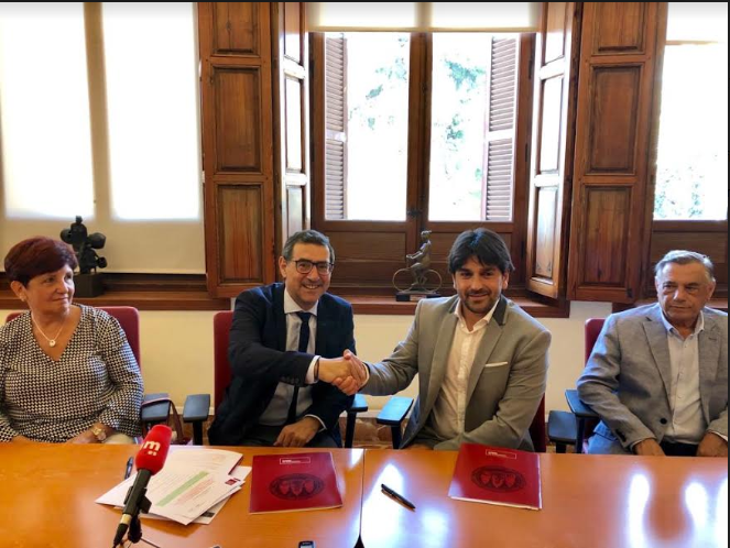 La Universidad de Murcia y ALDIMESA firman un convenio para investigar patologías del aparato locomotor murciaactualidad.com/2019/06/la-uni…